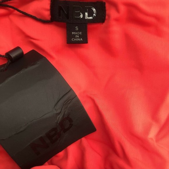 NBD Antoine Mini Dress Fiery Red Duffle Cut Out Revolve S NWT $178 - Picture 4 of 4